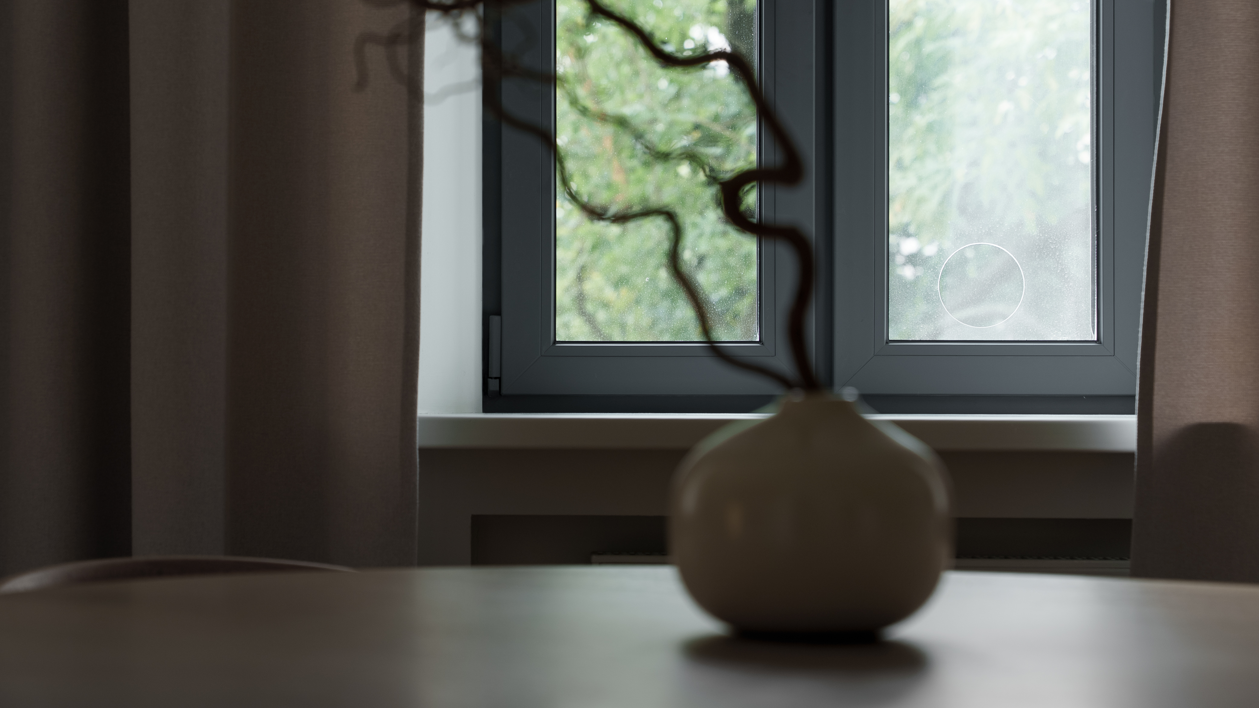 Кухня прямая с витриной на Сенной