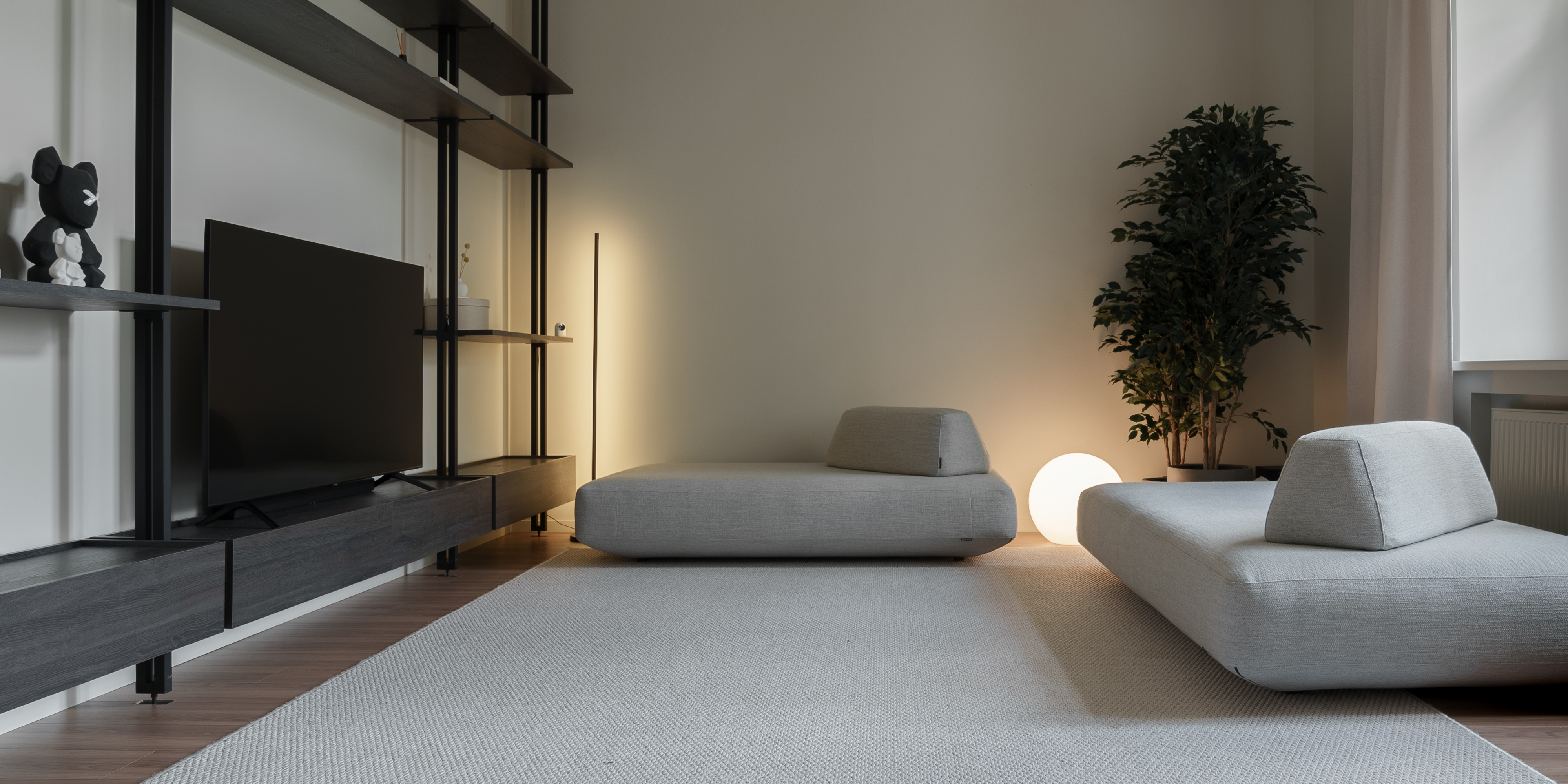 Кухня прямая с витриной на Сенной